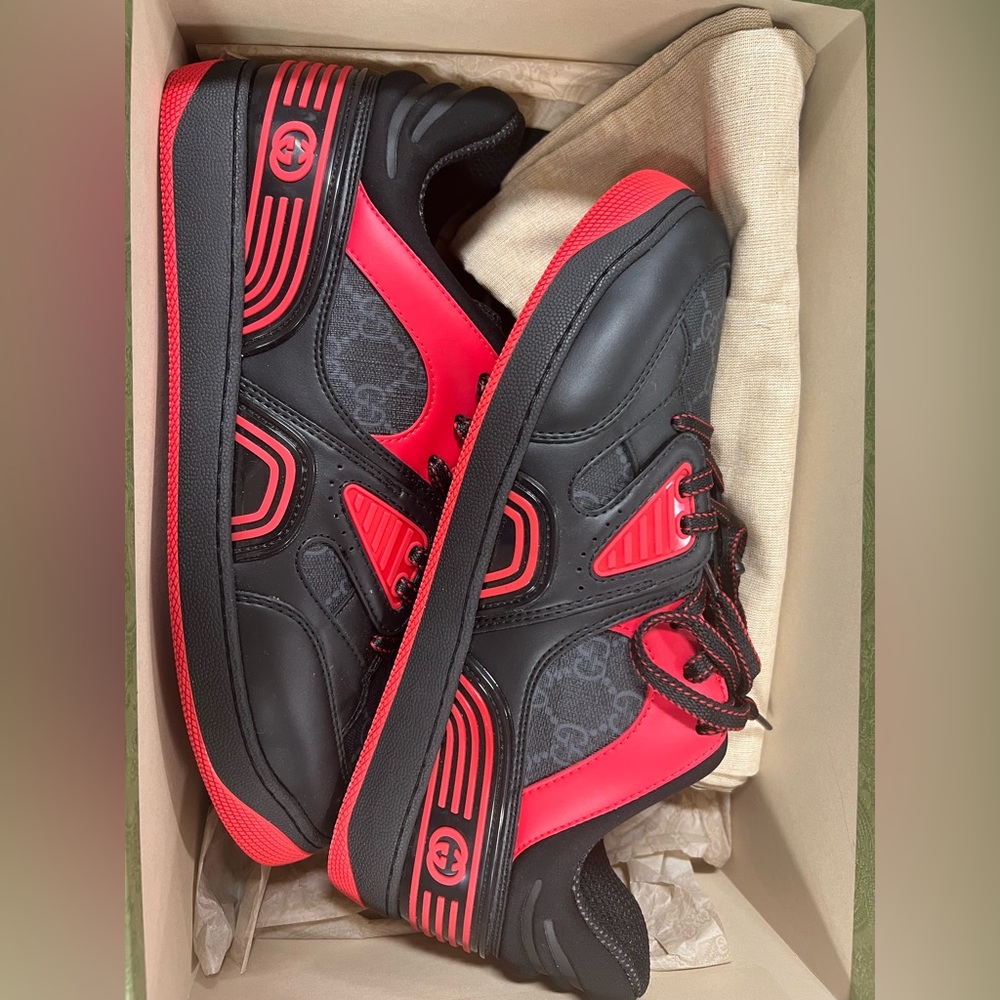 Men’s size 8 Gucci Basket Low Shoes